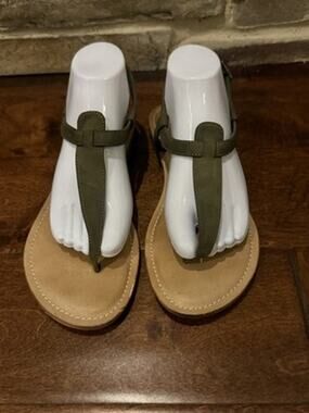 XAppeal ZANA Sandals Olive Green Size 9.5 Womens Thong Summer Boho Gladiator